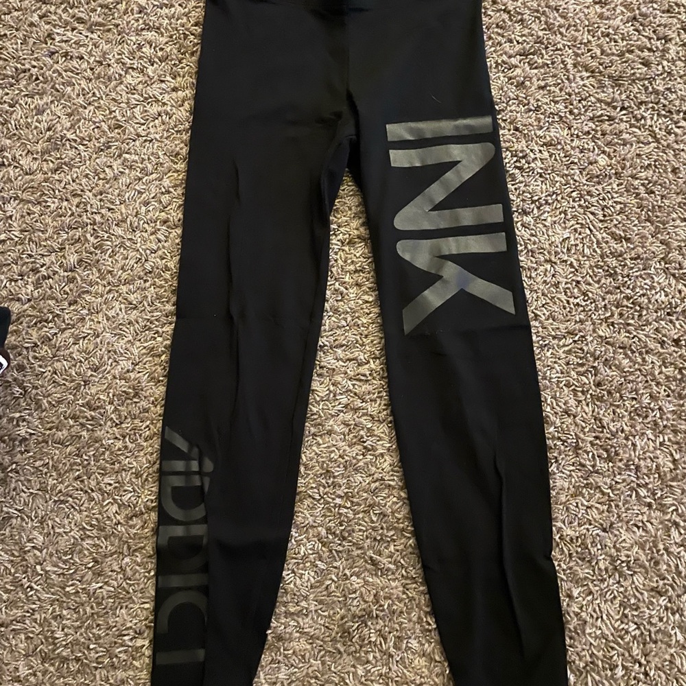 Capri pants